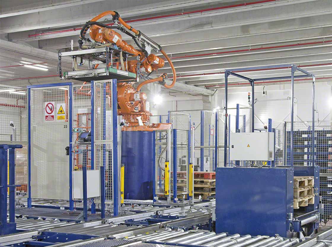 Die AIoT ermöglicht die endgültige Implementierung von kollaborativen Robotern, die geschaffen wurden, um in einer Arbeitsumgebung mit Menschen zu interagieren Die AIoT ermöglicht die endgültige Implementierung von kollaborativen Robotern, die geschaffen wurden, um in einer Arbeitsumgebung mit Menschen zu interagieren