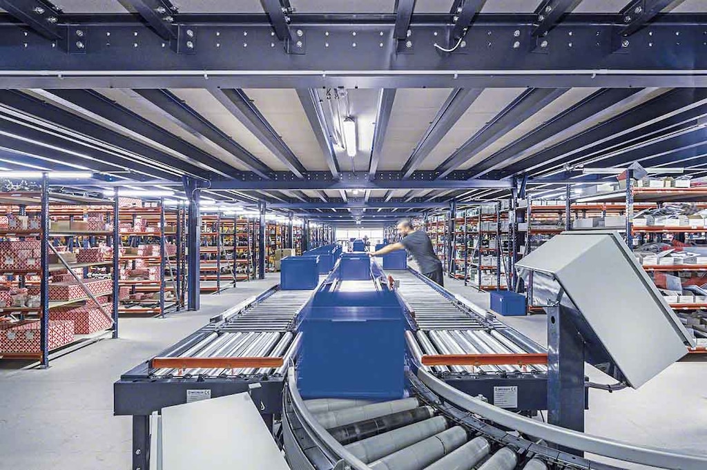 Das automatische Behälterlager gestaltet den Betrieb von Micro-Fulfillment-Lagern dynamischer