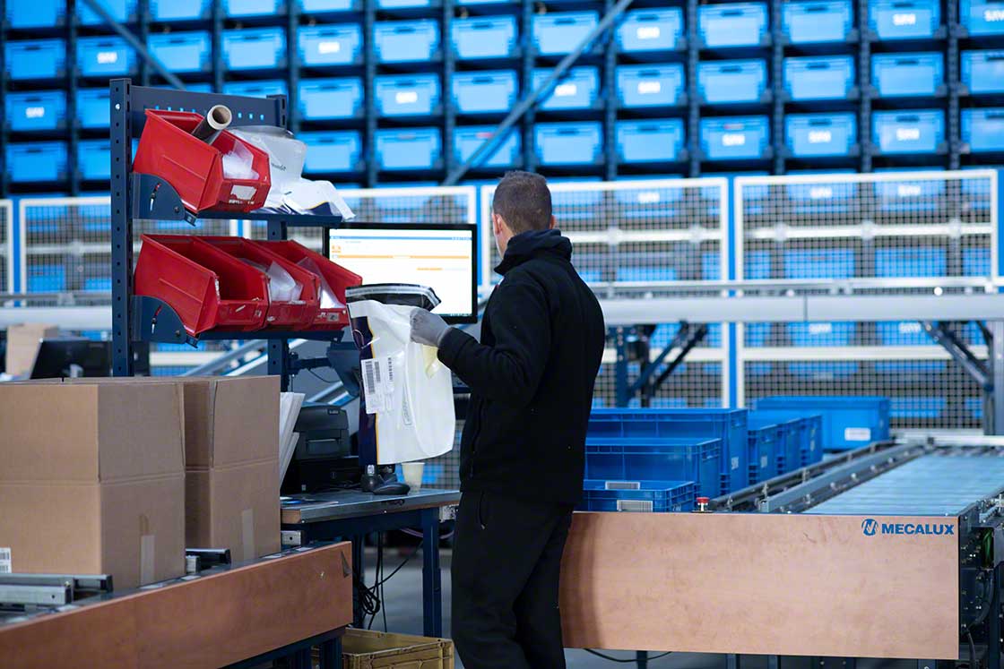 La automatización y el sistema de gestión de almacenes aportan rapidez, seguridad y precisión a la preparación de kits