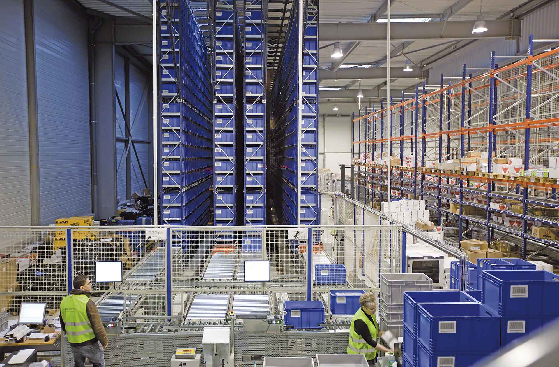 Lagerautomatisierung ist der Schlüssel zur Steigerung der Effizienz in der Produktionslogistik Lagerautomatisierung ist der Schlüssel zur Steigerung der Effizienz in der Produktionslogistik