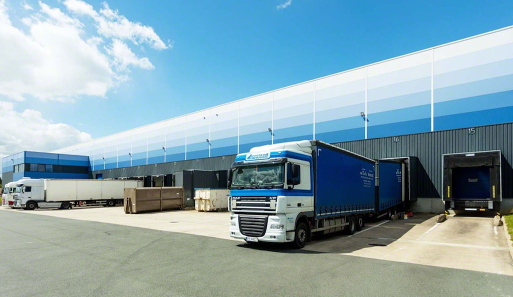 Die grüne Logistik fördert den Einsatz nachhaltiger Strategien bei Transport und Lagerung von Waren