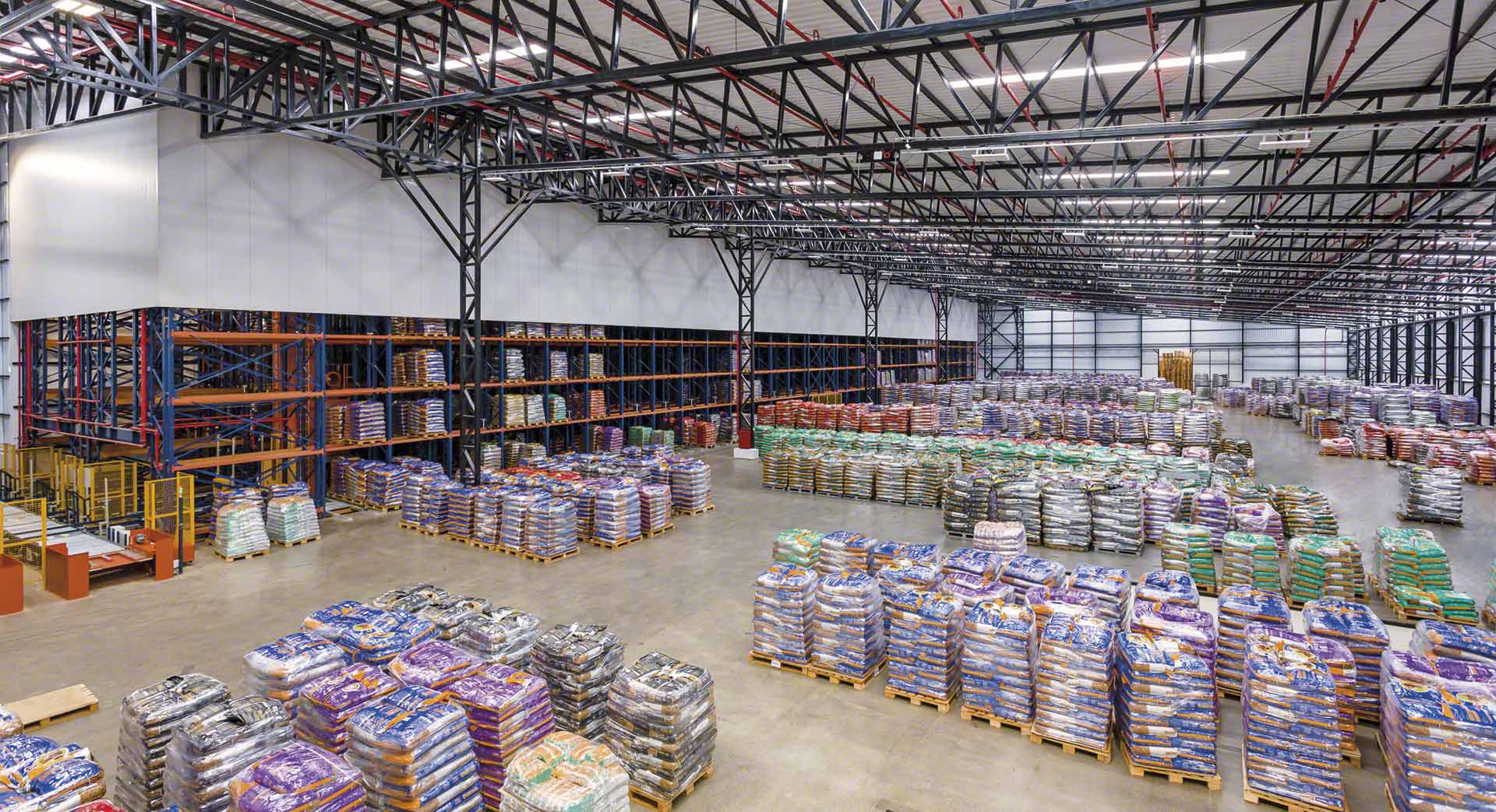 Das On-Demand-Warehousing stellt die Weiterentwicklung der herkömmlichen 3PL-Logistikdienste dar Das On-Demand-Warehousing stellt die Weiterentwicklung der herkömmlichen 3PL-Logistikdienste dar