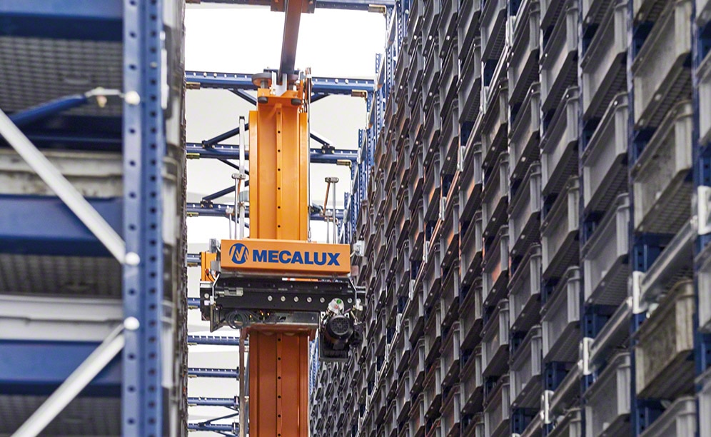Paolo Astori verdoppelt die Kapazität seines automatisierten Behälterlagers