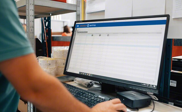 Easy WMS ist ein LVS, das alle Vorgänge von Rent a Book verwaltet