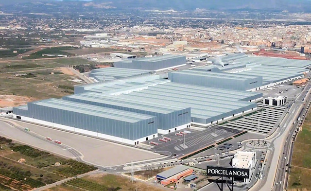 Mecalux hat die effizientesten und an die Bedürfnisse der Porcelanosa Gruppe angepassten Lagerlösungen konzipiert und umgesetzt