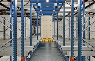 Automatisches Paletten-Shuttle-System 3D