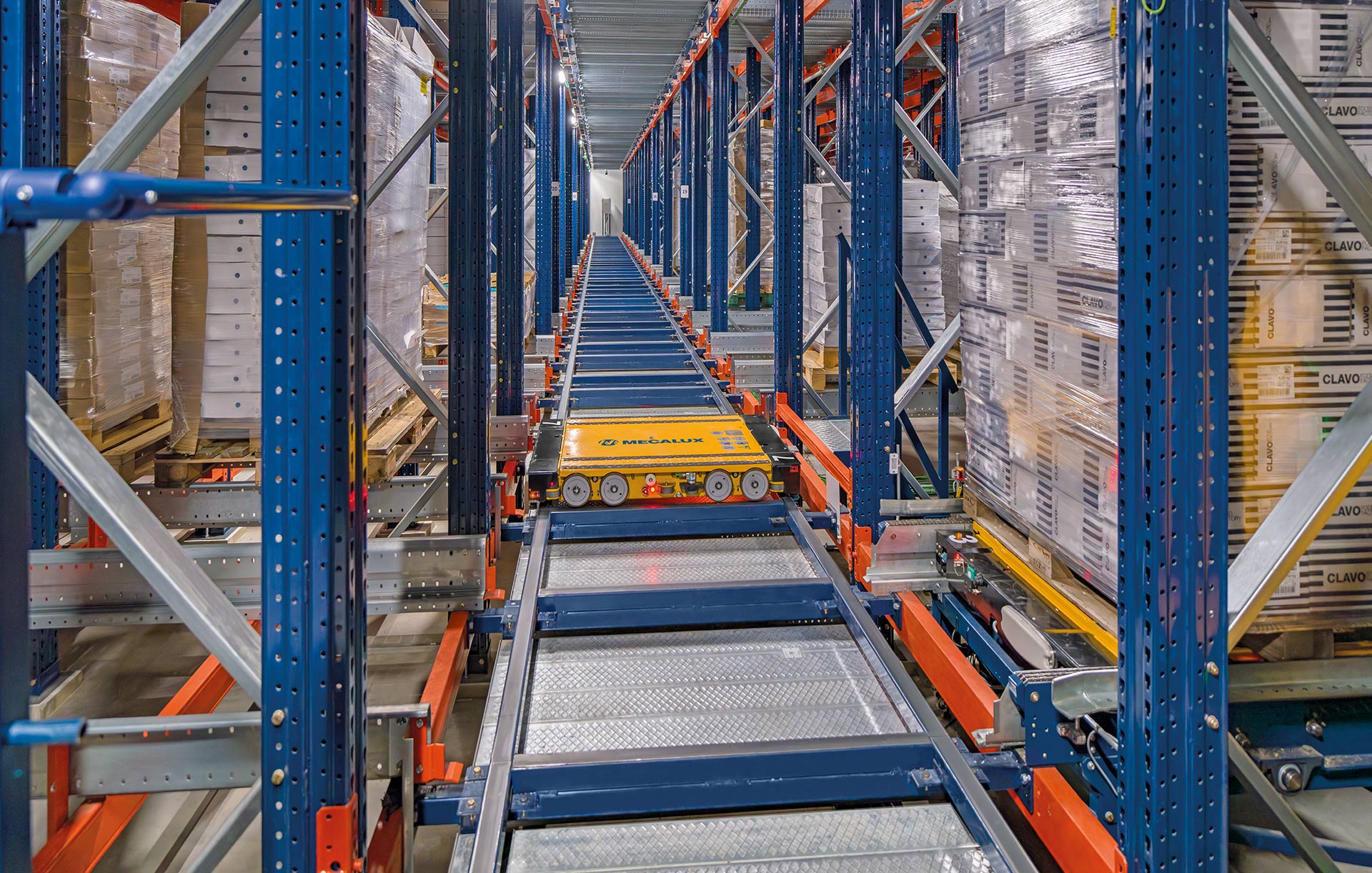 Automatisches Paletten-Shuttle-System 3D