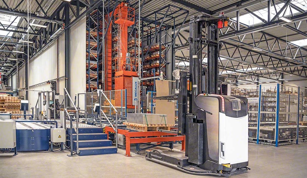 Die Blechwarenfabrik verfügt über zwei automatische Lager in ihrem Verpackungswerk in Offheim (Deutschland)