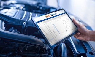 Bei der BOM Explosion werden die Komponenten eines Produkts in eine detaillierte Liste von Teilen und Materialien aufgelöst