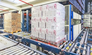 Eine Halbpalette ist eine in der Logistik und Lagerhaltung häufig verwendete Ladeeinheit
