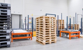 Das Recycling von Paletten minimiert die Umweltbelastung und den CO2-Fußabdruck von Unternehmen