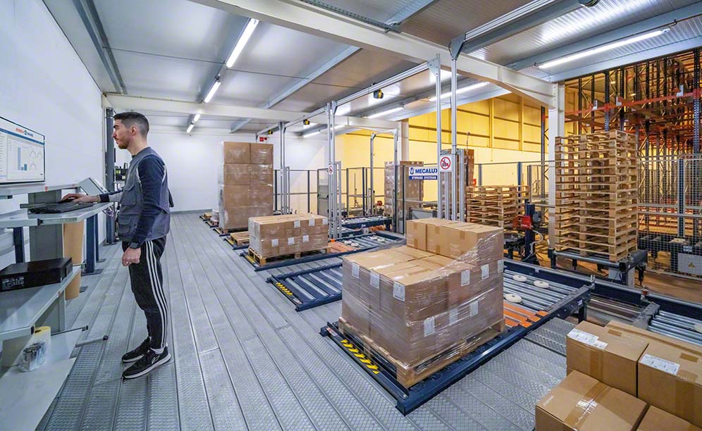 Easy WMS steuert die Rückverfolgbarkeit der eingelagerten Paletten bei ADA
