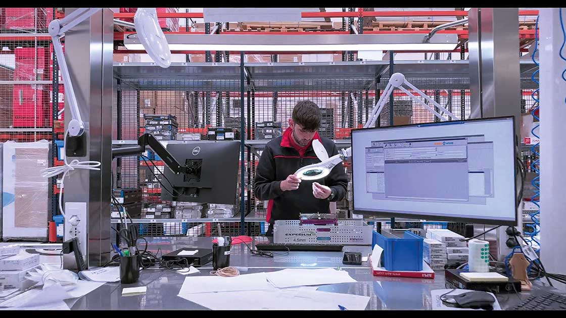 Easy WMS gewährleistet die sachgerechte Lagerung von Medizinprodukten für Krankenhäuser