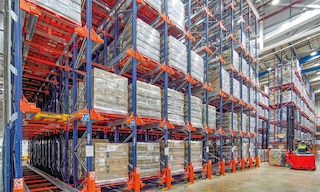 EOL verändert die Logistik für abgefülltes Öl in seinem Lager im Vereinigten Königreich grundlegend