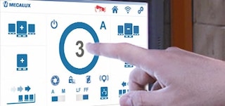 Anhand der Shuttleanzeige lässt sich die Nummer des in Betrieb befindlichen Shuttles ermitteln