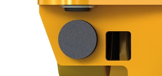 Die Puffer am Shuttle dämpfen den Kontakt mit den Regalen