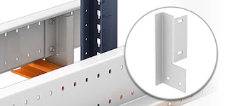 Innere Schienenkonsolen an Paletten-Shuttle-Regalen