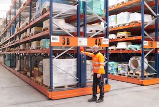 Der manuelle Modus wird für Wartungsarbeiten verwendet Der manuelle Modus wird für Wartungsarbeiten verwendet