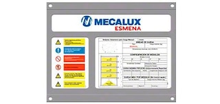 Auf den Belastungsschildern sind die technischen Merkmale der Weitspannregale M7 aufgeführt